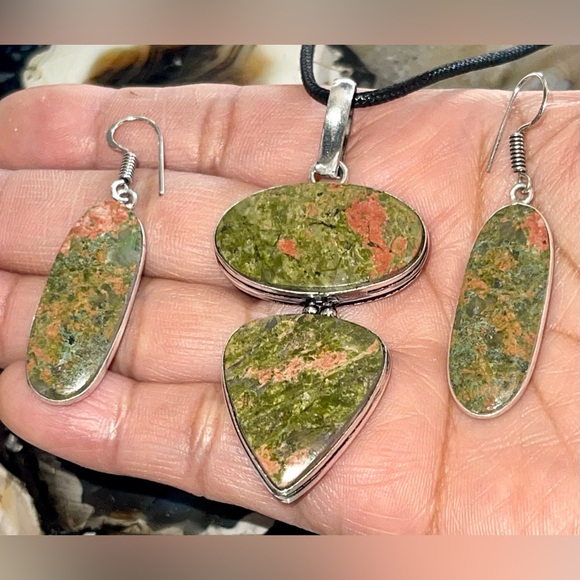 Unakite Jasper Pendant & Earrings Set - Picture 3 of 15